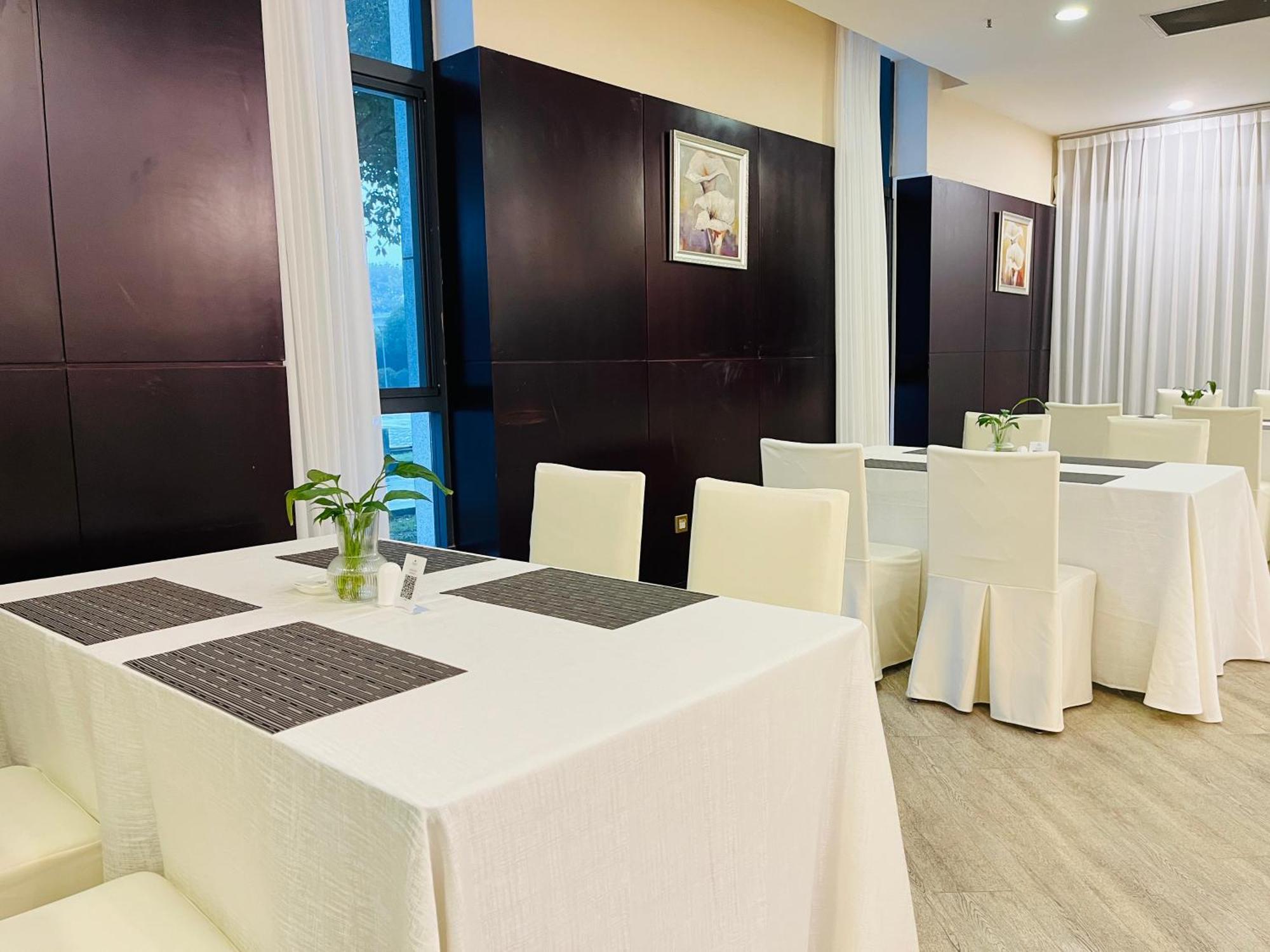 Chengdu Joyhub Cheer Hotel Shuangliu Exteriör bild